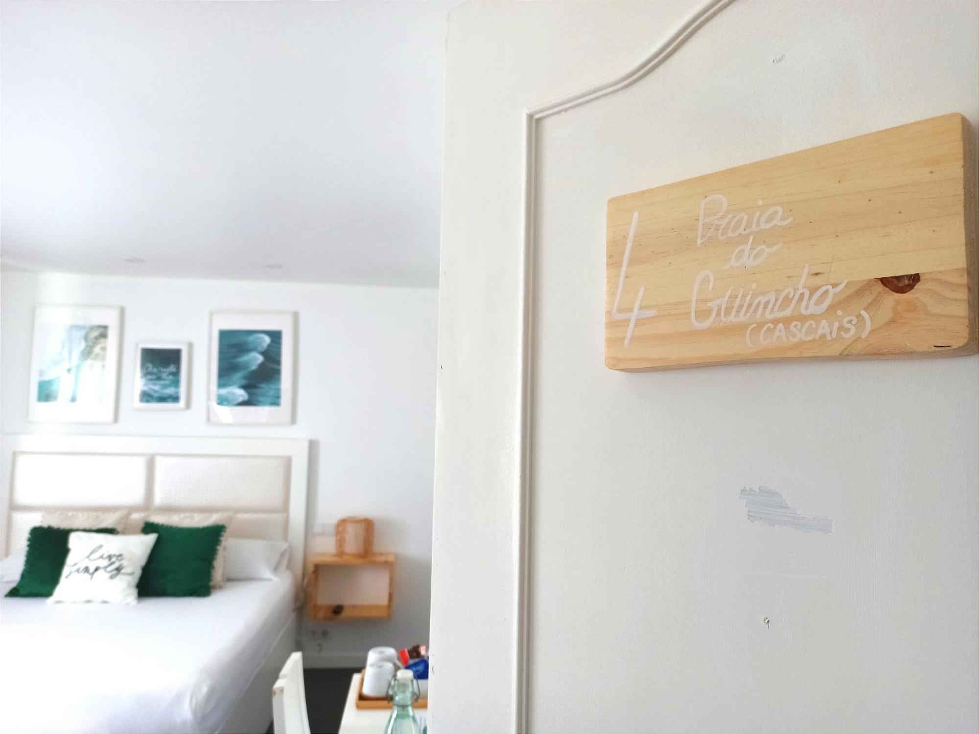 Supertubos House Peniche Bed & Breakfast Atouguia Da Baleia Exterior photo